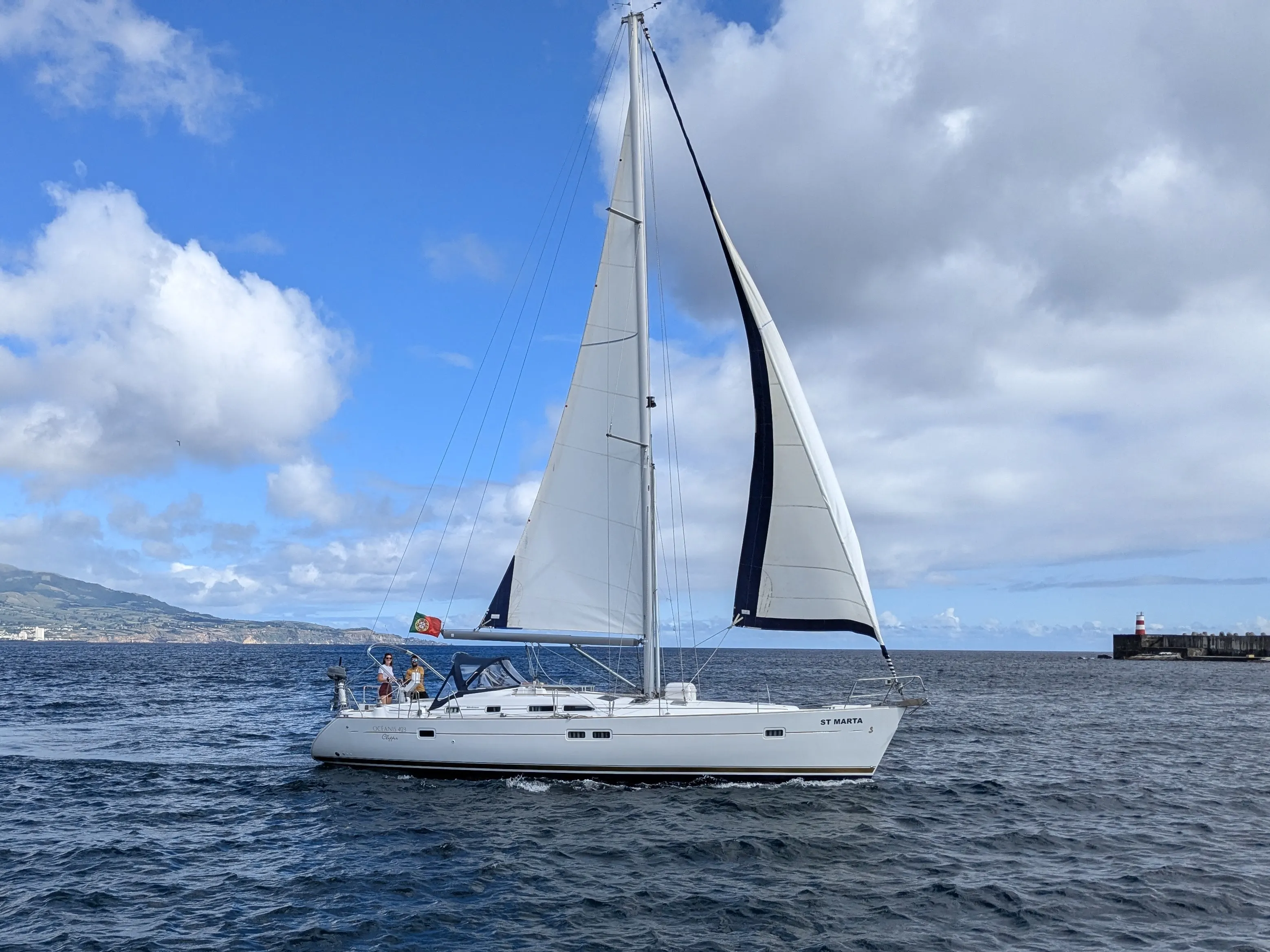 Marta Sailing